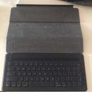 Apple 12.9” keyboard and stand